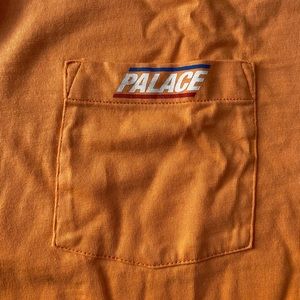 PALACE T-SHIRT
